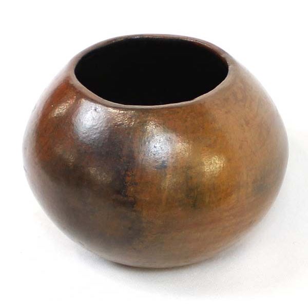 Navajo Traditional Pine Pitch Pottery Jar