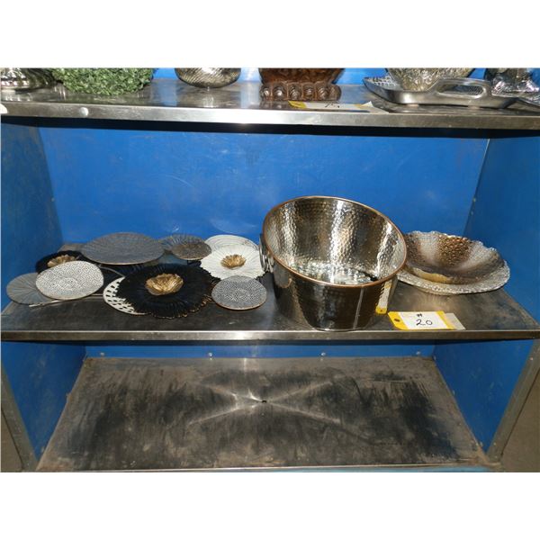 Decorative Nic Nac's