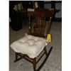 Image 1 : Nursing Rocking Chair