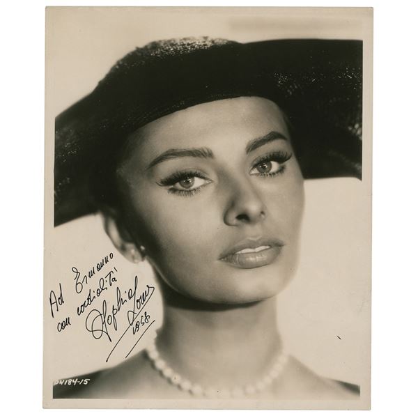 Sophia Loren Signed Photograph