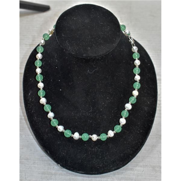 #3-GREEN JADE/FRESH WATER PEARL NECKLACE