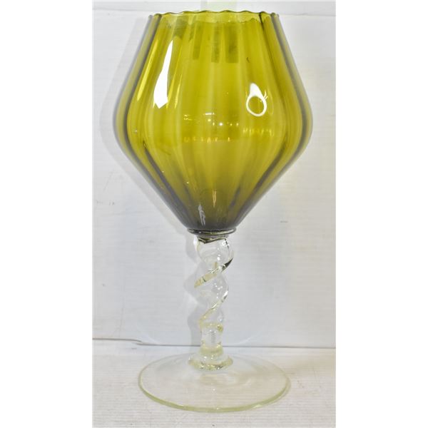 MCM 12" EMPOLI AVACADO SNIFTER VASE
