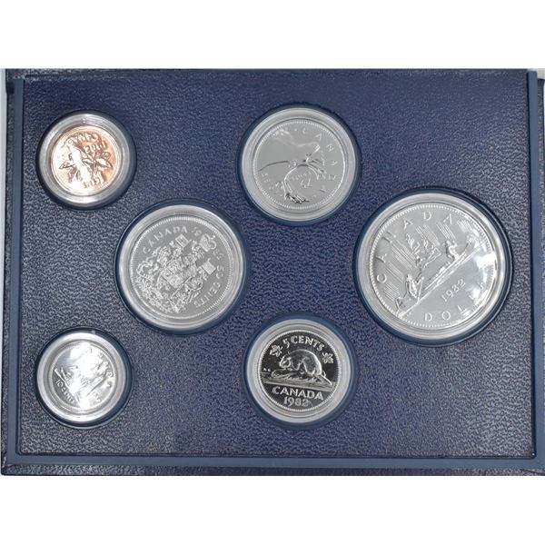 1982 6 COIN SPECIMEN SET WITH COA