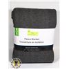 Image 1 : NEW QUEEN SIZE EASY CARE FLEECE BLANKET (GRAY)