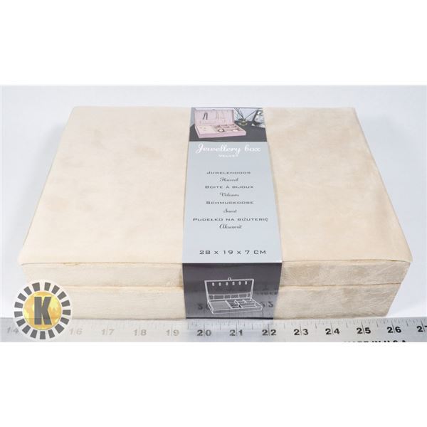 NEW 28X19X7CM VELVET JEWELRY BOX