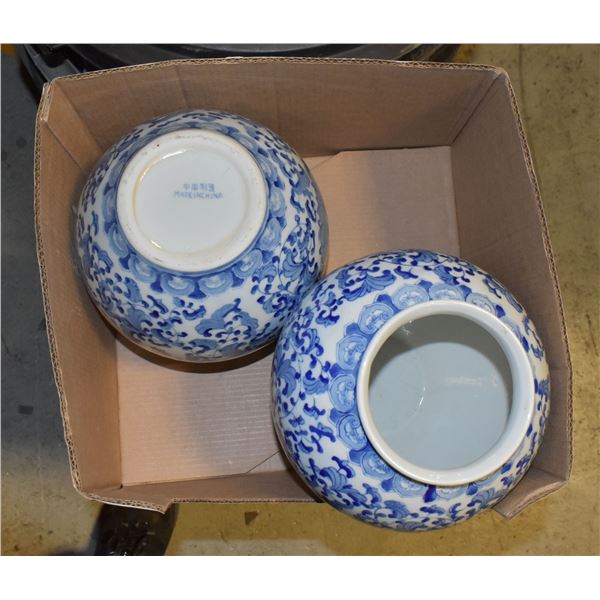 2 BLUE AND WHITE CHINA VASES