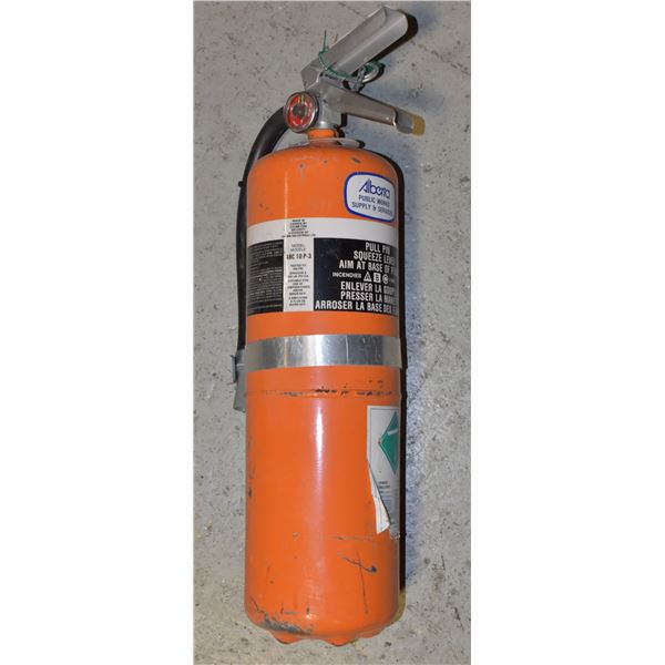 10LBS CHARGED FIRE EXTINGUISHER