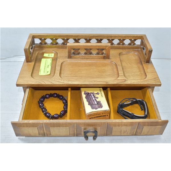 VINTAGE MENS DRESSER VANITY