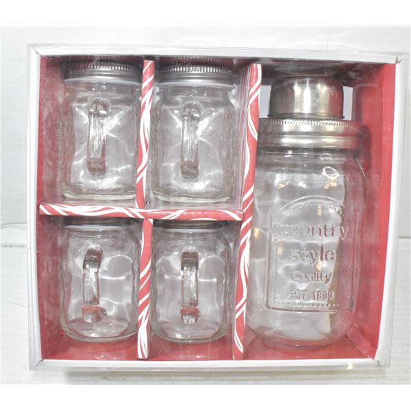 COUNTRY STYLE SHAKER AND DRINK SET