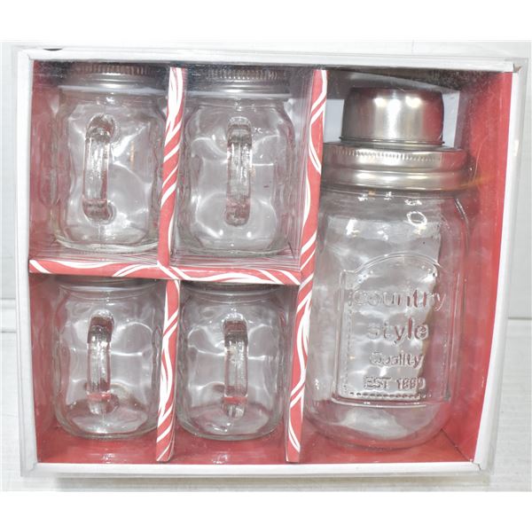 COUNTRY STYLE SHAKER AND DRINK SET