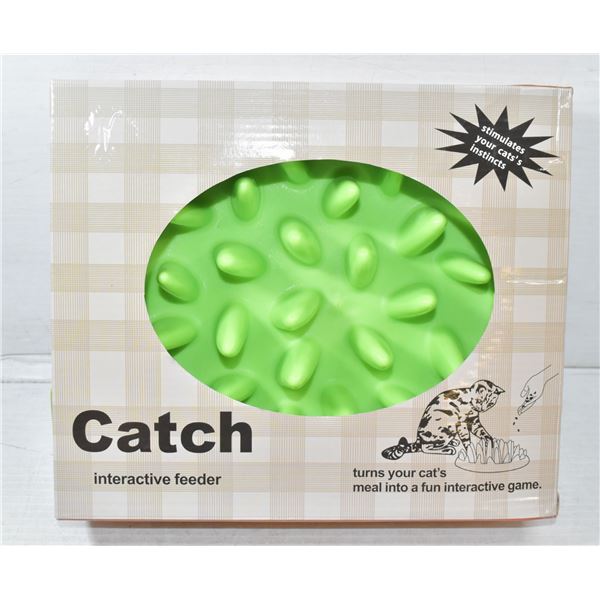 DOG & CAT INTERACTIVE FEEDER