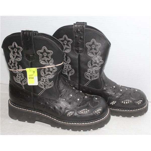 SIZE 7.5 ROPER LADIES BOOTS