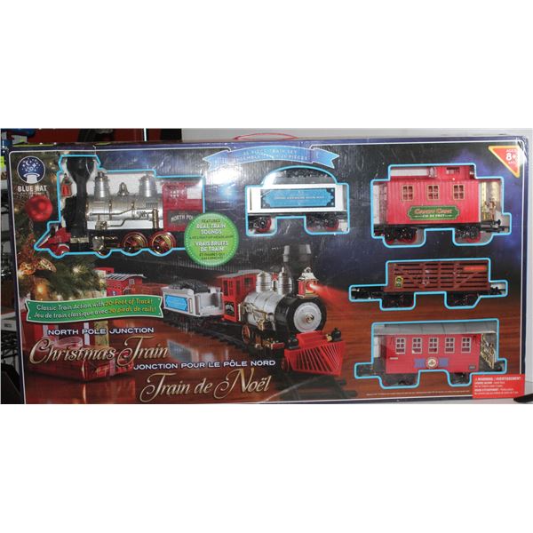 NORTH POLE JUNCTION 35 PC LIGHTS & SOUND XMAS