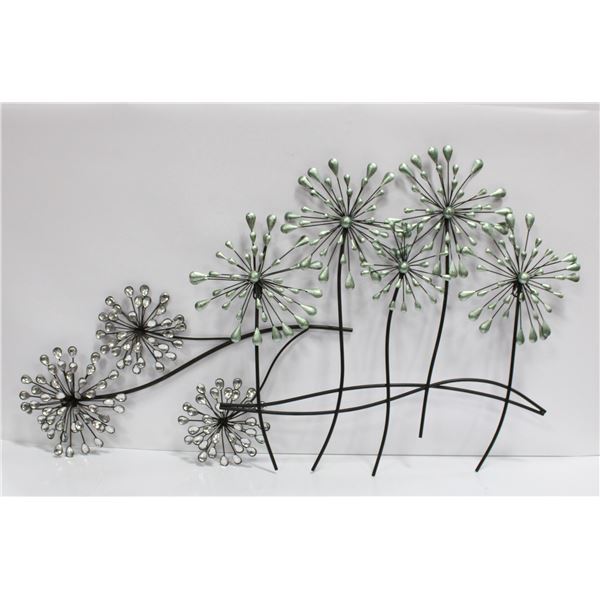 PAIR OF SHOWHOME METAL HANGING WALL DECOR PIECES