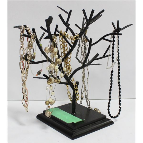 JEWLLERY STAND W/ ASSORTED CONTENTS