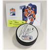 Image 1 : PATRICK MAROON AUTOGRAPHED PUCK.