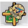 Image 1 : VINTAGE TORONTO BLUE JAYS LAMINATED WALL CLOCK