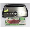 Image 1 : FOOD SAVER + BOX OF EXTRA HEAT/SEAL ROLLS