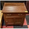 Image 2 : VINTAGE BROWN PAINTED WOODEN SIDE TABLE