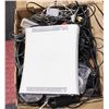Image 1 : FLAT LOT OF ASSORTED X-BOX 360 CABLES + CONSOLE
