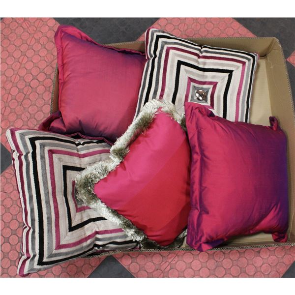 LOT OF 5 SHOWHOME CUSHIONS