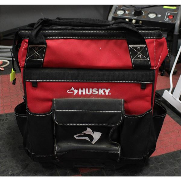 HUSKY RED + BLACK TOOL BAG ON WHEELS + 2 PORTABLE