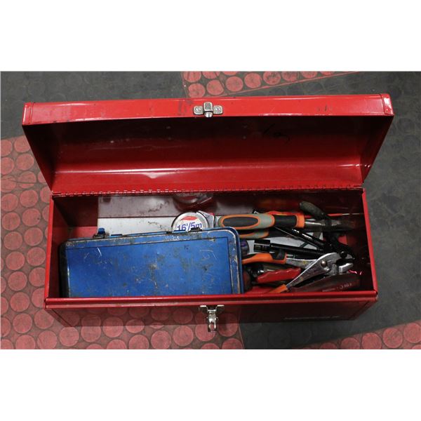 RED STEEL MASTERCRAFT TOOLBOX FULL OF TOOLS -