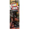 Image 1 : DOUBLE WORK LIGHT ON STAND