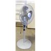 Image 1 : WINDCHASER OCCILLATING PEDESTAL FAN