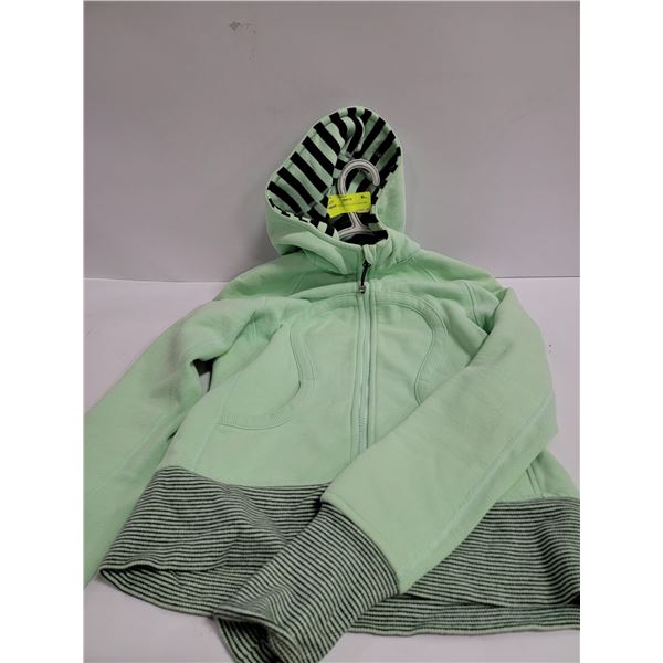 MINT GREEN LULULEMON HOODIE - SIZE 6