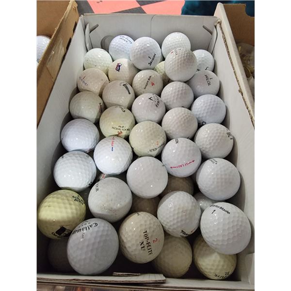 FLAT OF RECLAIMED GOLF BALLS