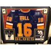 Image 1 : Brett Hull Signed St. Louis Blues 35x43 Custom Framed Jersey (Beckett COA)