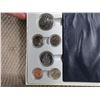 Image 2 : 1983 Canadian 6 Coin Set Case Damaged