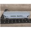 Image 2 : Grain Car Union Pacific 21609 - HO Scale