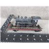Image 2 : Unmarked Engine on Flat Car - HO Scale