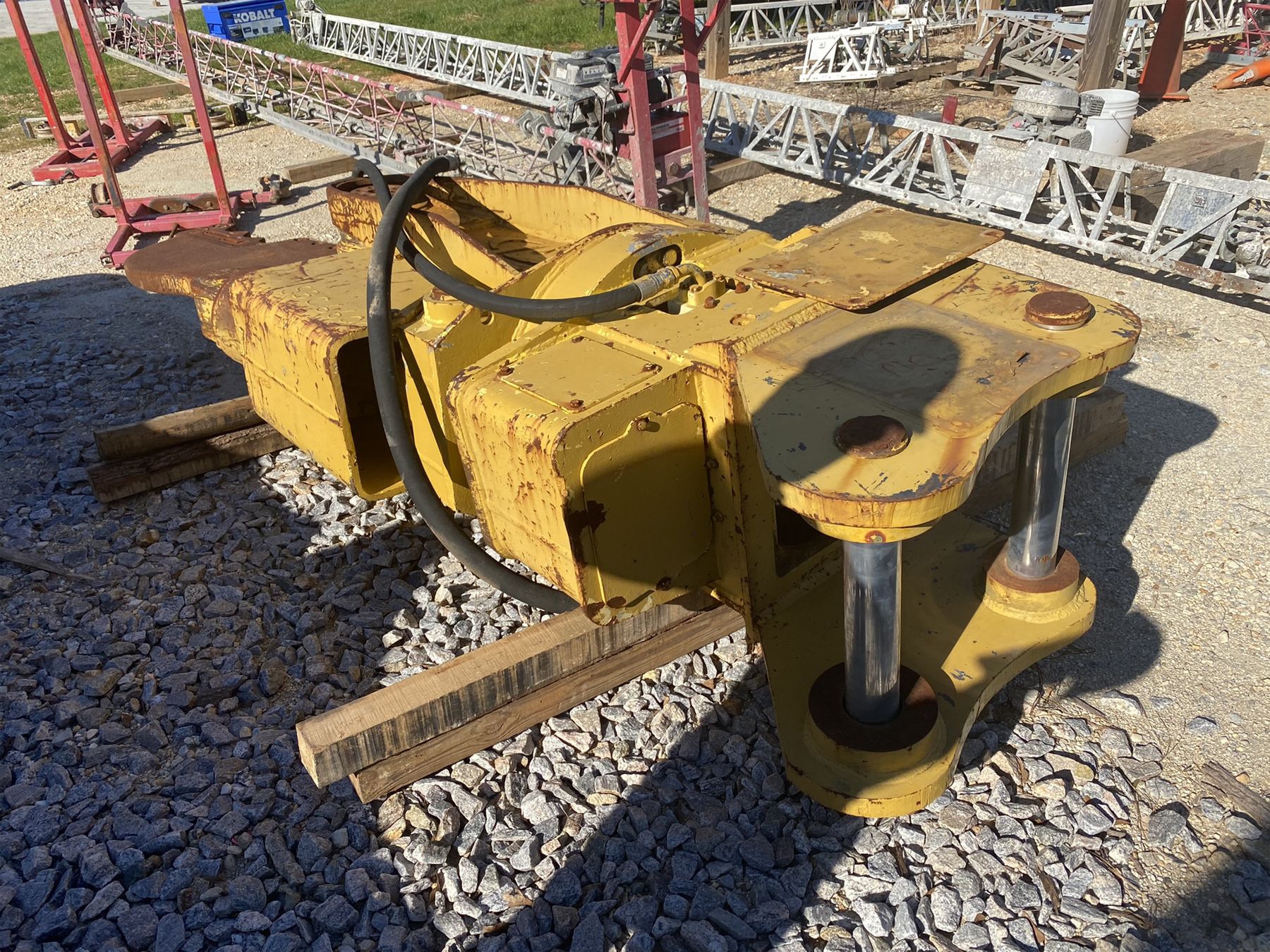 LABOUNTY UP40SII CONCRETE PROCESSOR - J.M. Wood Auction Company, Inc.