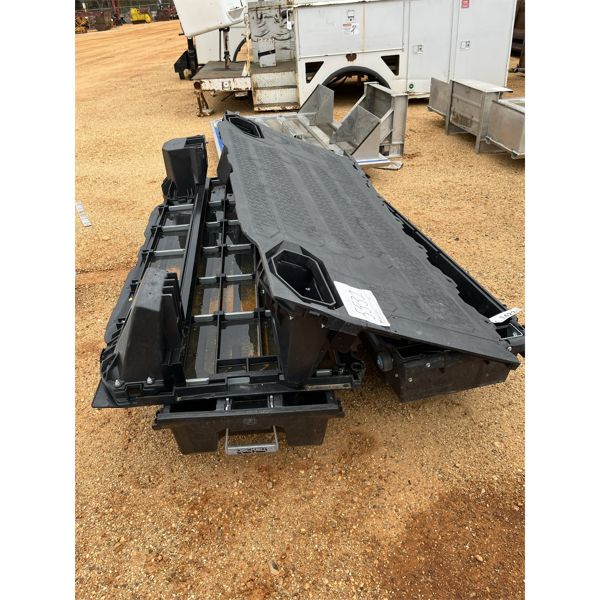 DECKED ROLLOUT STORAGE SYSTEM, FITS SILVERADO 2500 (A1)