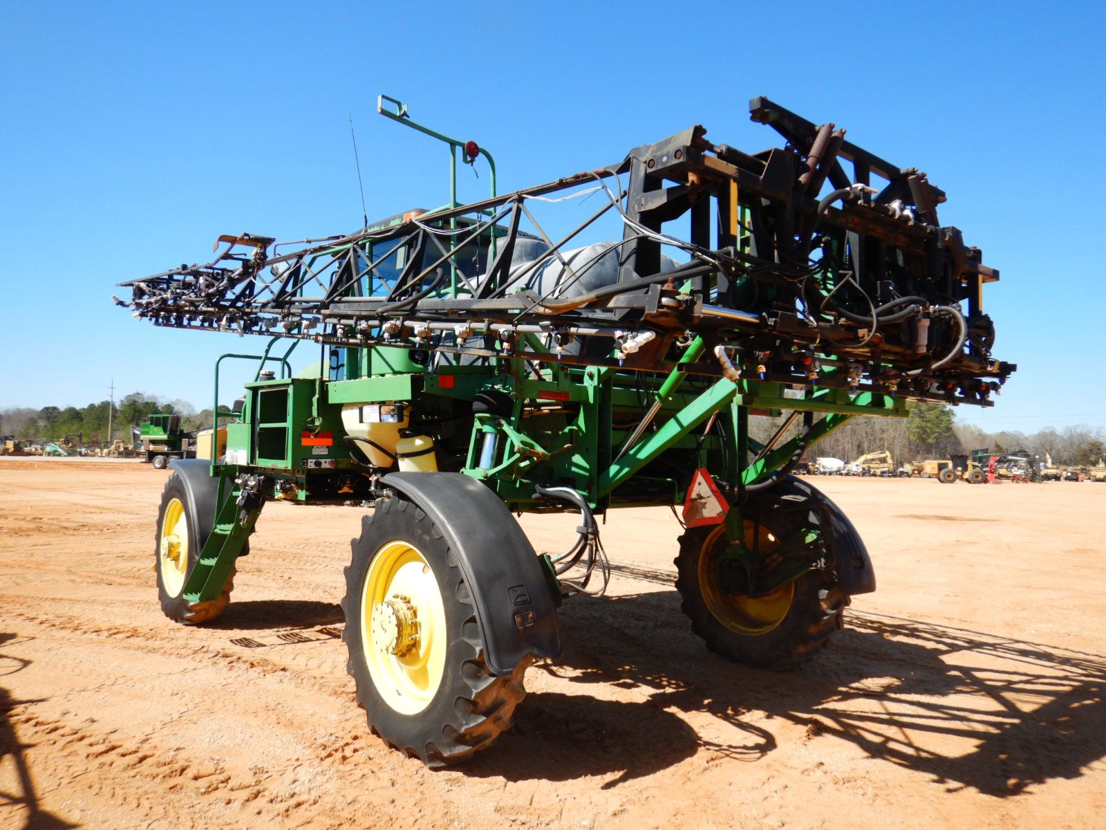 Sprayer Rigs JOHN DEERE 4700 SPRAYER RIG - J.M. Wood Auction Company, Inc.