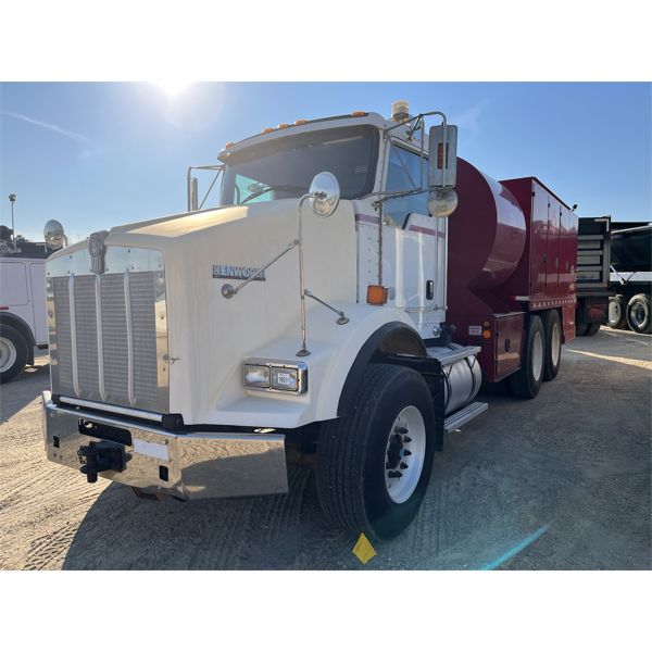 2012 KENWORTH T800 Fuel / Lube Truck