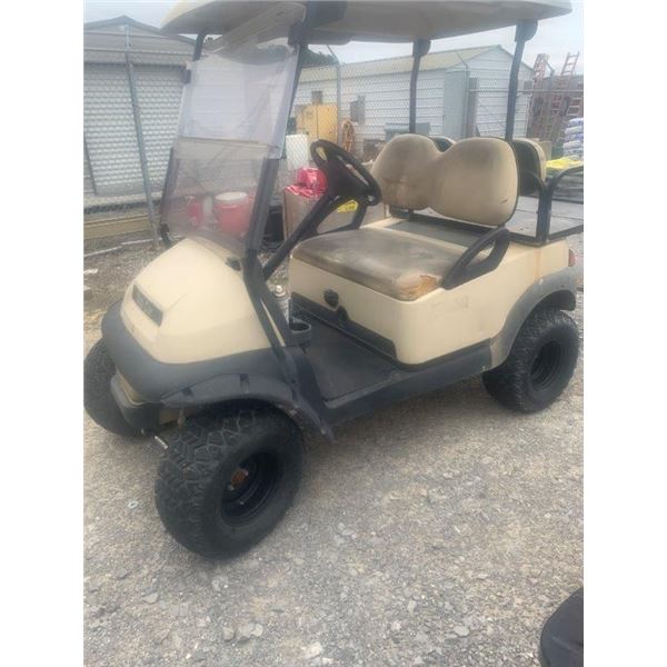 CLUB CAR  Golf Cart
