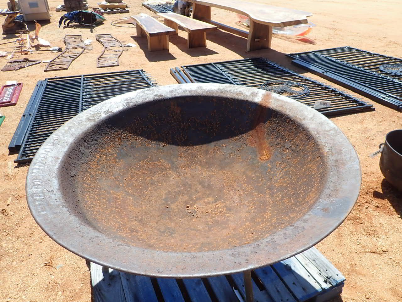 80 GALLON SYRUP KETTLE W/STAND (C6)