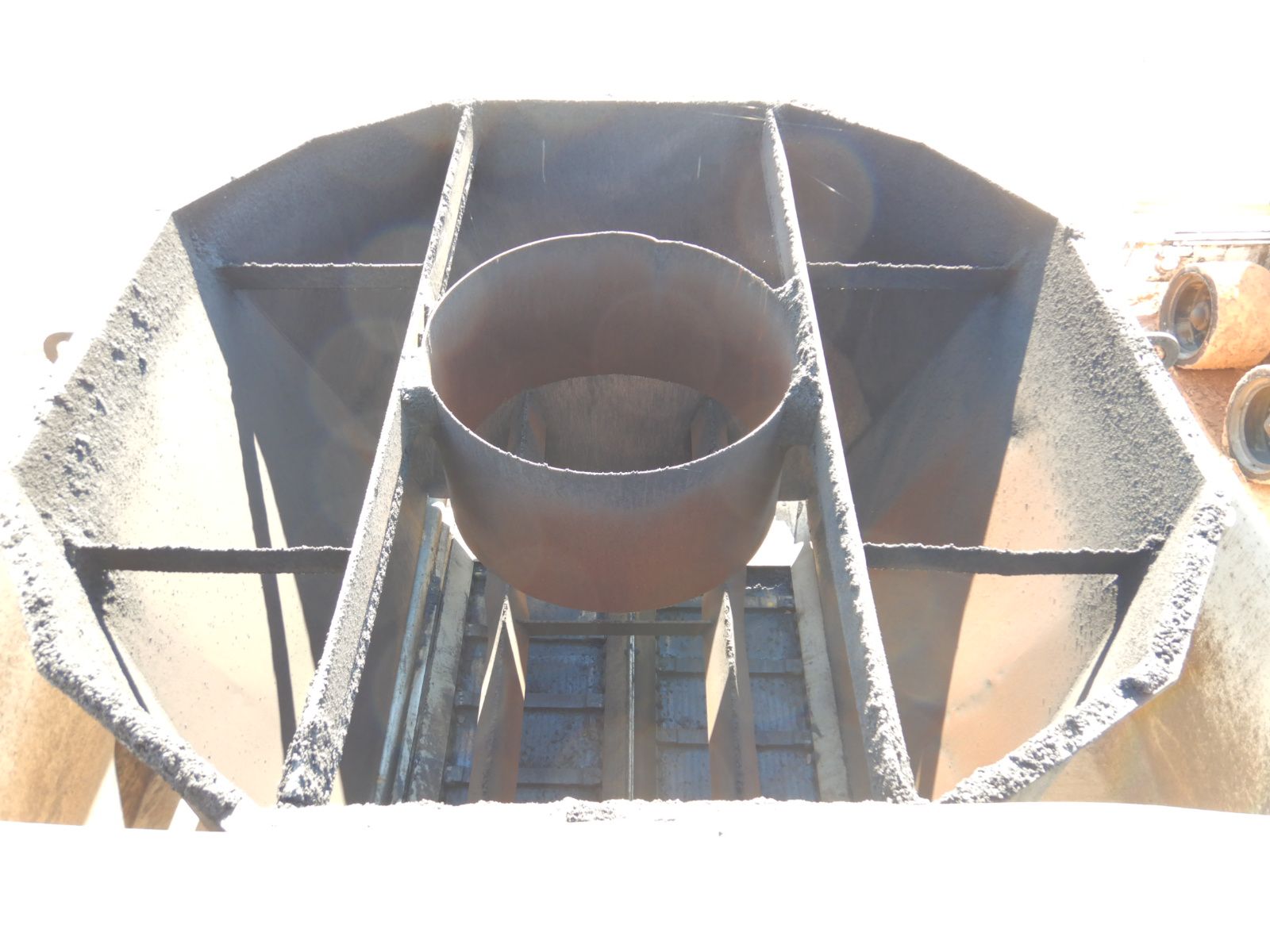 Hopper Inserts ASPHALT HOPPER INSERT - J.M. Wood Auction Company, Inc.