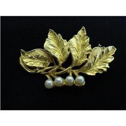 INTRICATE VINTAGE GOLD TONE BROOCH #2310344