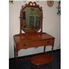 Image 1 : Vanity with Mirror ; Stool included   #2328427