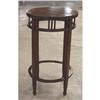 Image 1 : ROUND VICTORIAN STYLE TABLE STAND #2329199