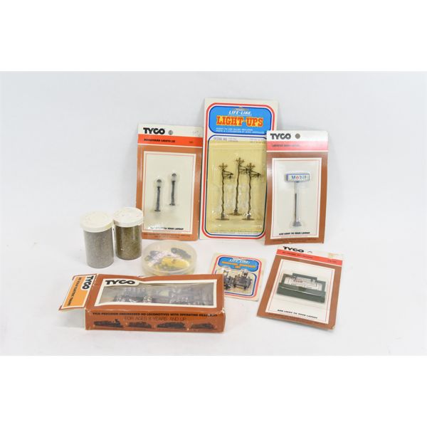 Box Lot HO Scale Accessories