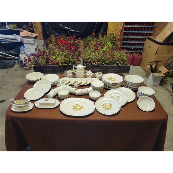 Beige Floral Stoneware