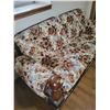 Image 2 : Vintage Floral Hide-A-Bed (Great Condition)