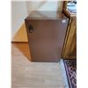 Image 1 : Brown Bar Fridge