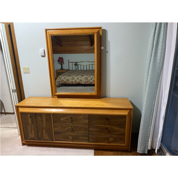 Bedroom Set - Electric Twins (Together King Size), Dresser/Mirror, Highboy, 2 Side tables & Lamps